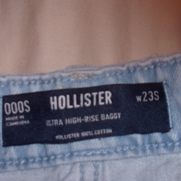 Jeans - Picture 2 of 3